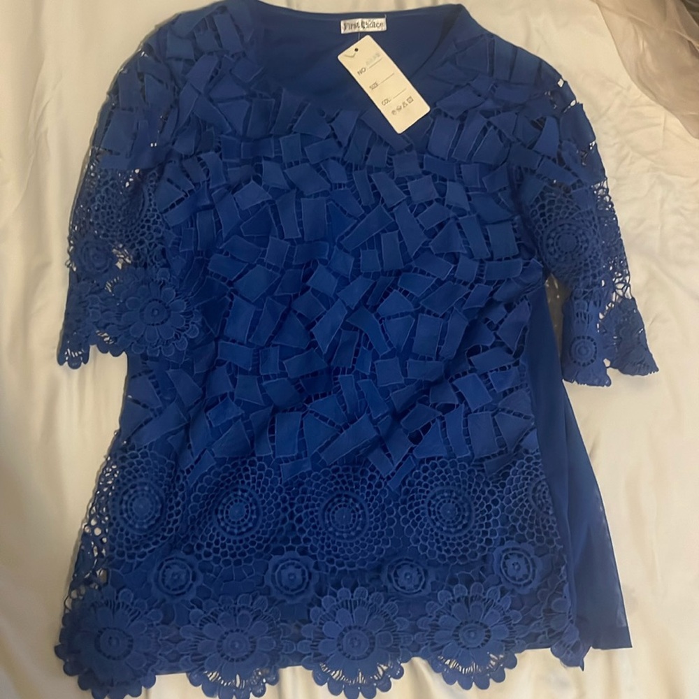women’s top